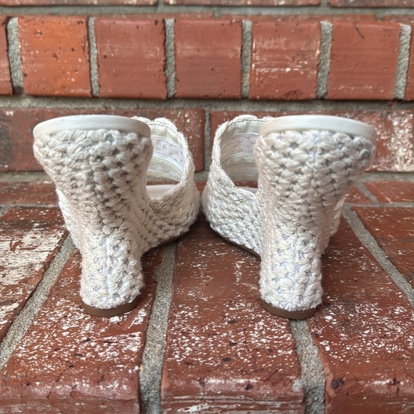 Gianni Bini Regina Crochet Square Toe Wedge Slides Women's Size 9.5 - Picture 4 of 8